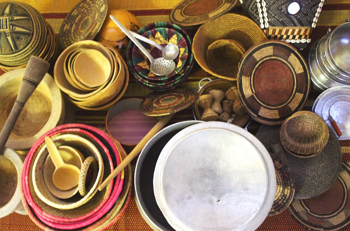 À LA DECOUVERTE DES USTENSILES DE CUISINE AFRICAINS